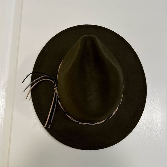NWOT Tillys Olive Green Women’s Fedora Hat - One Size Fits All - Picture 4 of 10